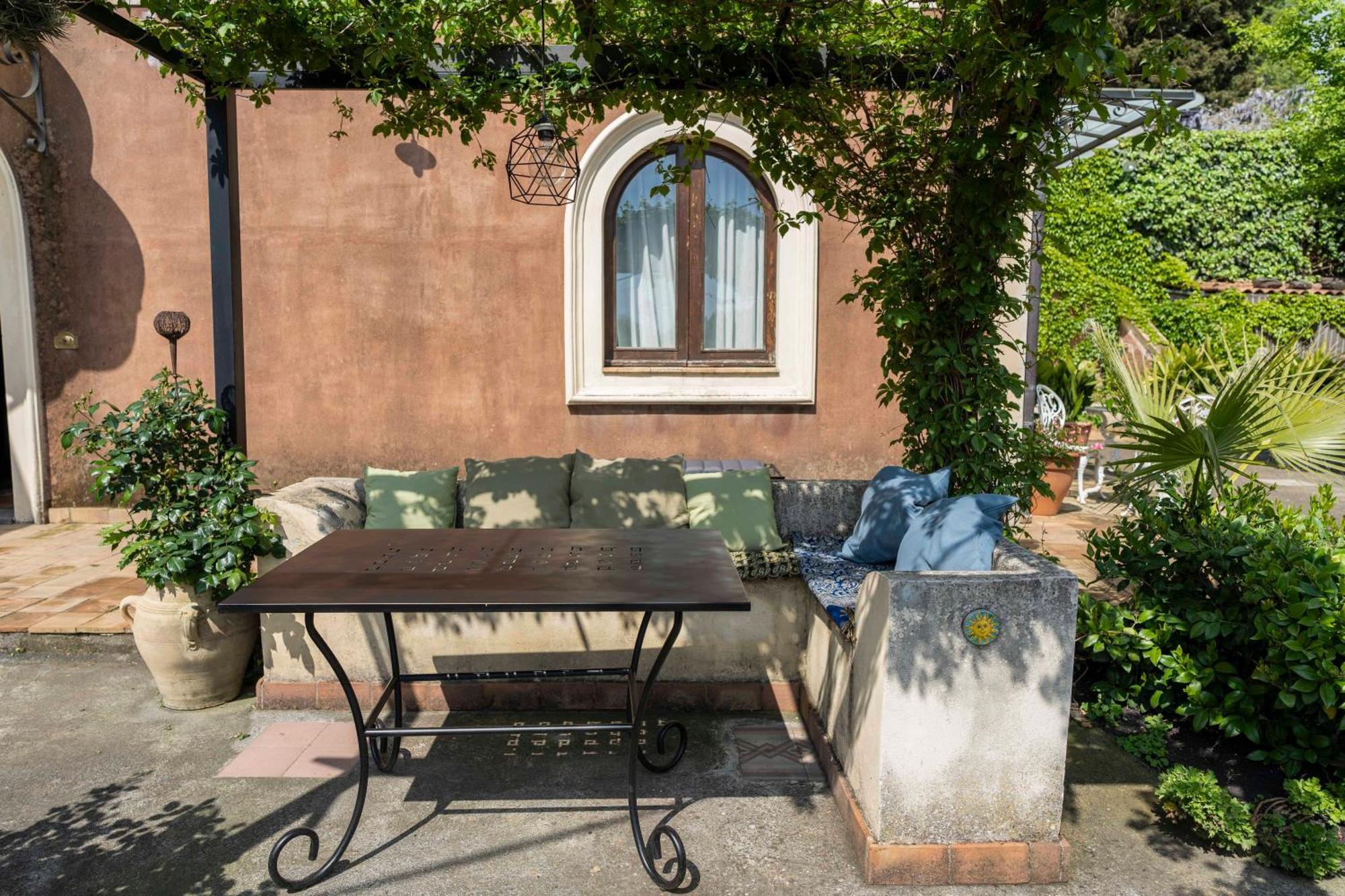 B&B Bellini ミーロ エクステリア 写真