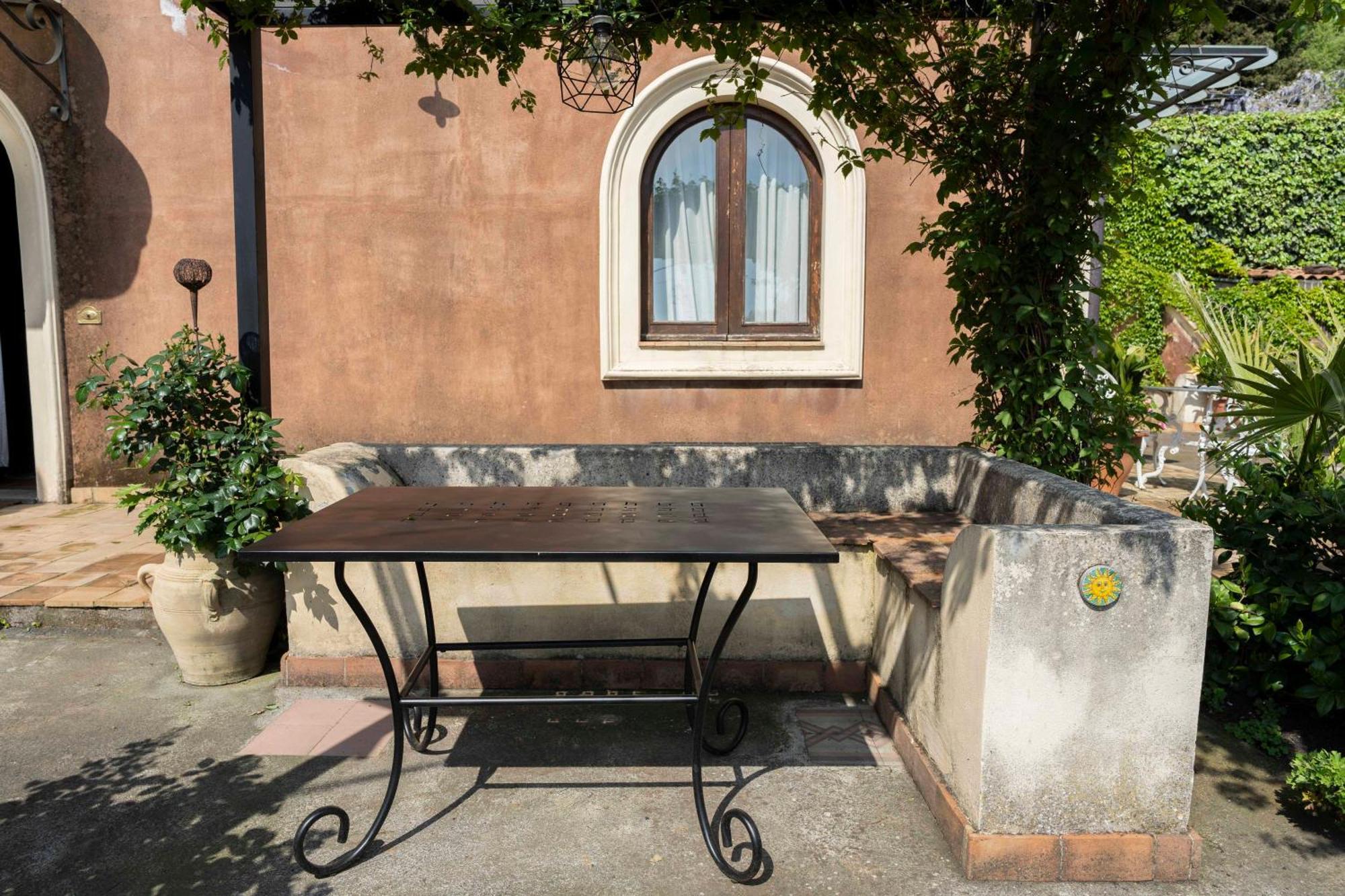 B&B Bellini ミーロ エクステリア 写真