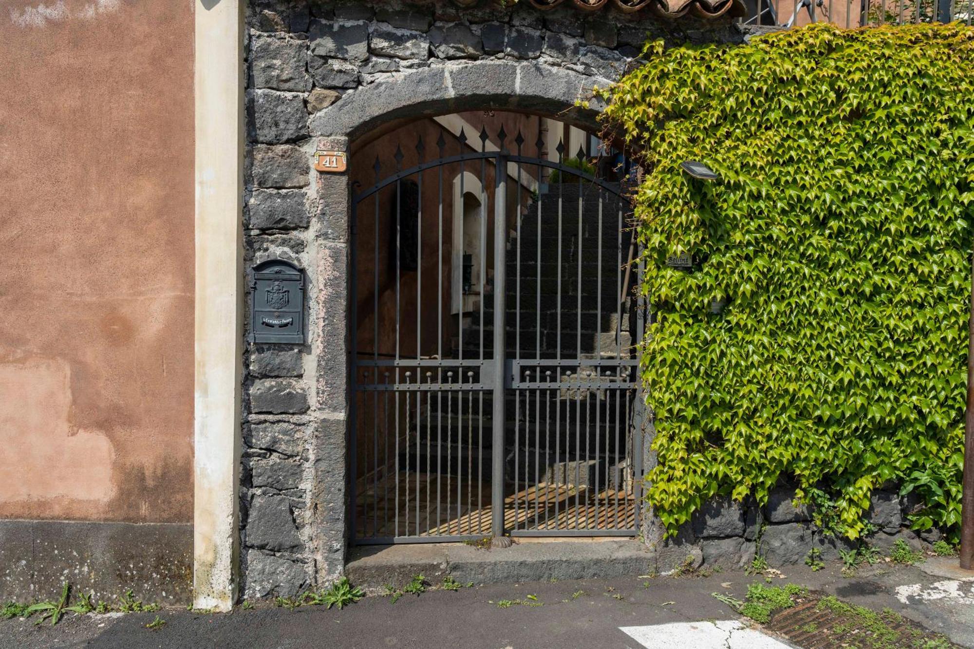 B&B Bellini ミーロ エクステリア 写真